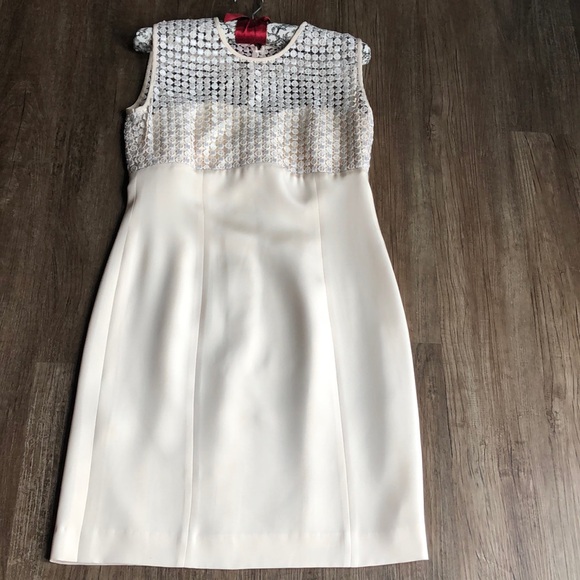 Escada Dresses & Skirts - Escada Couture sleveless silk dress.